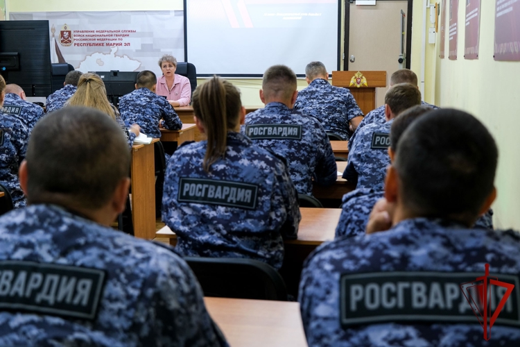 В Управлении Росгвардии по Республике Марий Эл прошли профилактические лекции по противодействию наркомании