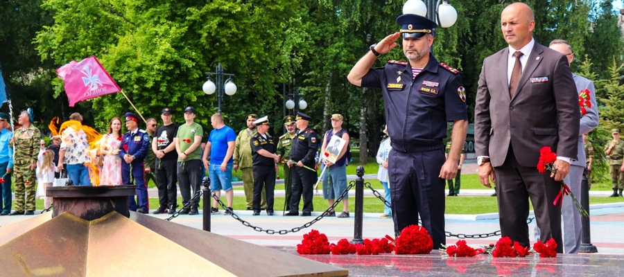 Руководство Управления Росгвардии по Республике Марий Эл приняло участие в городском митинге, посвященном Дню ветеранов боевых действий