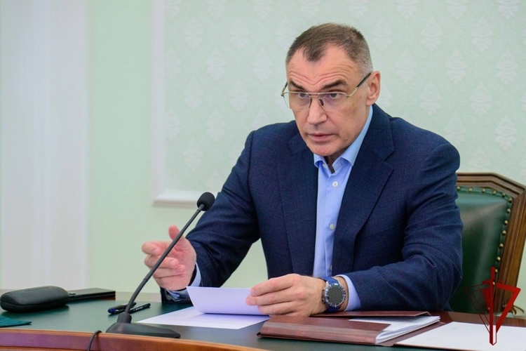 В Марий Эл обсудили противодействие экстремизму и коррупции с участием начальника территориального управления Росгвардии 