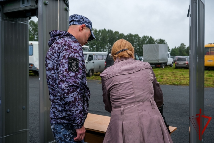 Росгвардейцы обеспечили правопорядок на гастрономическом фестивале «Йошка Еш» в Республике Марий Эл