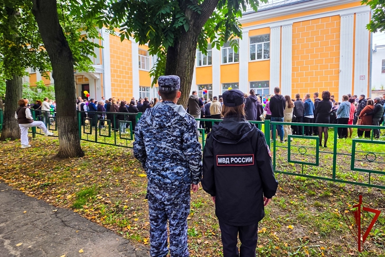 В Марий Эл росгвардейцы обеспечили правопорядок в День знаний