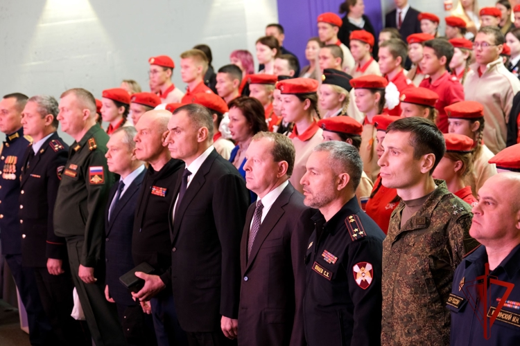 Представители Росгвардии приняли участие в юбилейном X Слёте регионального отделения «Юнармии» в Марий Эл (видео)