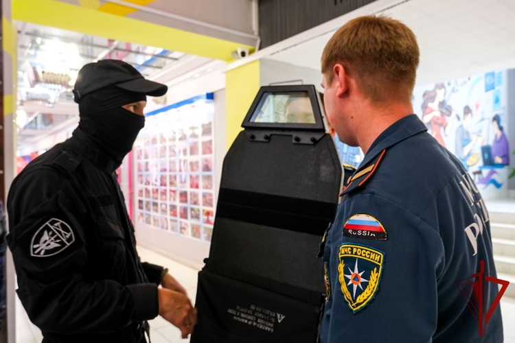 Представители Росгвардии приняли участие в юбилейном X Слёте регионального отделения «Юнармии» в Марий Эл (видео)