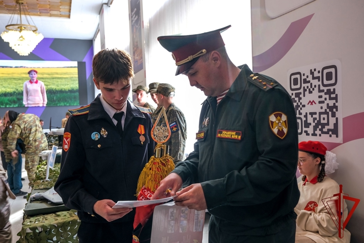 Представители Росгвардии приняли участие в юбилейном X Слёте регионального отделения «Юнармии» в Марий Эл (видео)