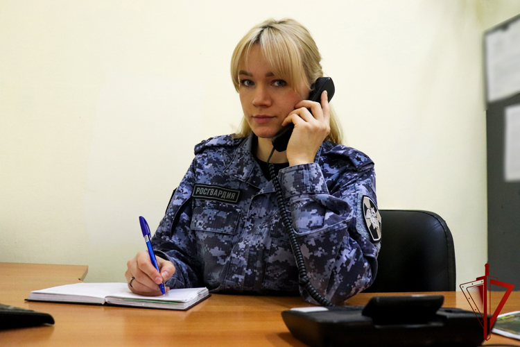 В Управлении Росгвардии по Республике Марий Эл состоялась прямая телефонная линия по вопросам трудоустройства