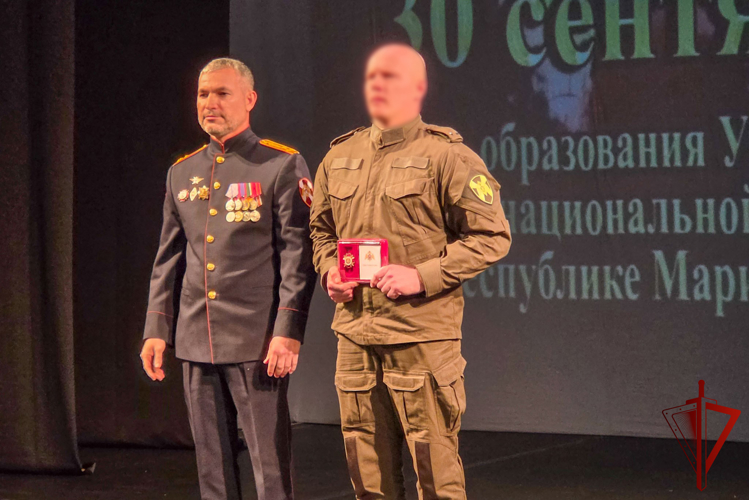 В Йошкар-Оле состоялось торжественное мероприятие, посвящённое 10-летию Управления Росгвардии по Республике Марий Эл (видео)