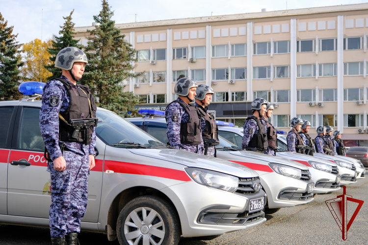Надёжная опора правопорядка: вневедомственной охране Росгвардии - 74 года