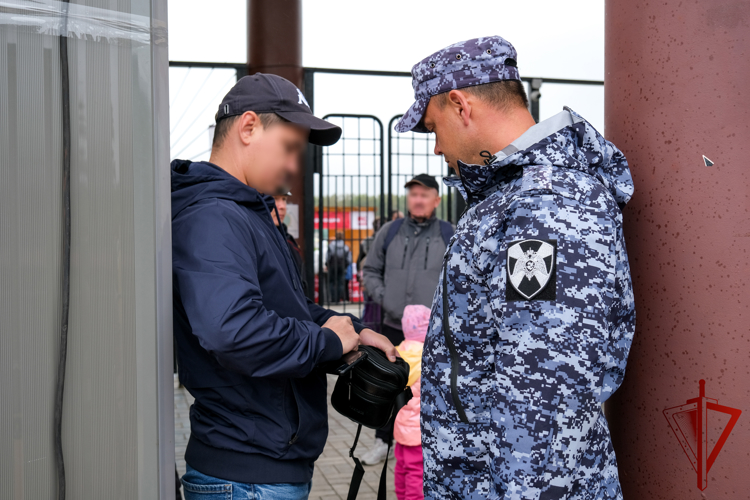 Надёжная опора правопорядка: вневедомственной охране Росгвардии - 74 года