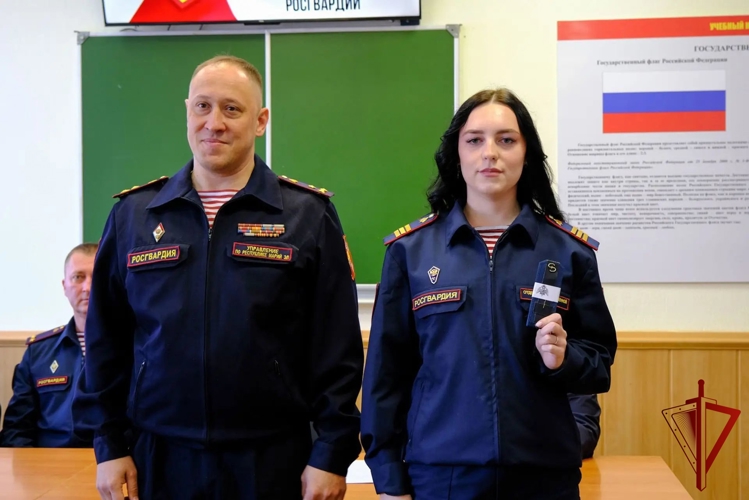 В отделе вневедомственной охраны Росгвардии по Республике Марий Эл состоялось торжественное мероприятие, посвящённое 74-й годовщине образования службы